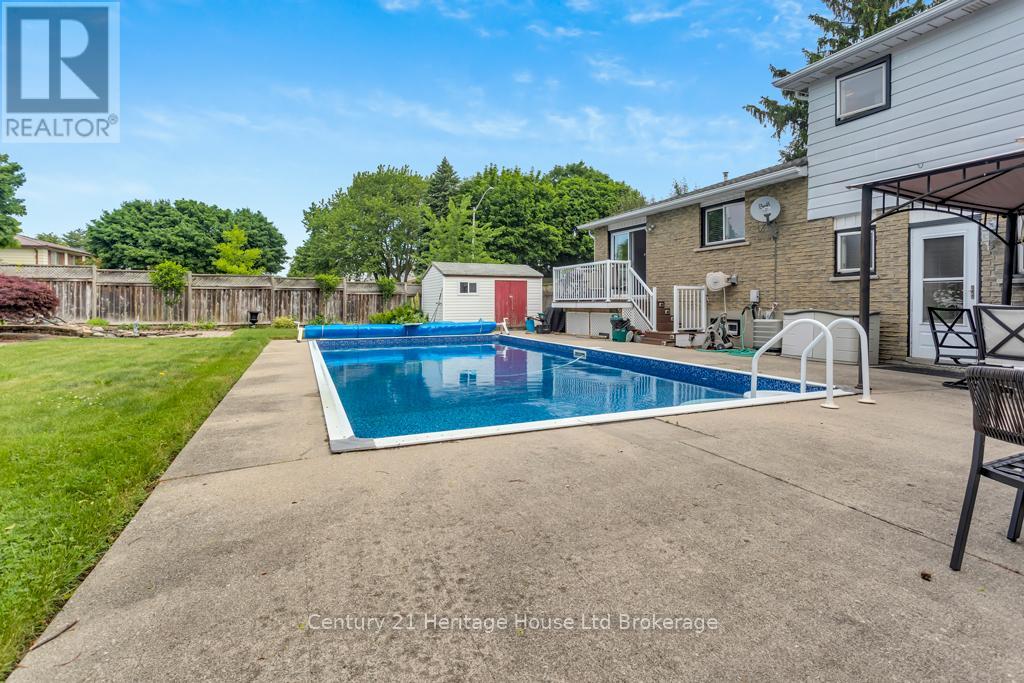 233 Diefenbaker Drive, Woodstock, Ontario  N4S 8K1 - Photo 30 - X13433334