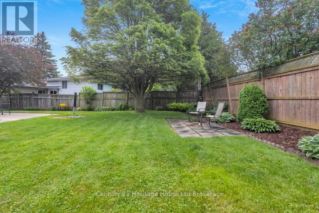 233 Diefenbaker Drive, Woodstock, Ontario  N4S 8K1 - Photo 33 - X13433334