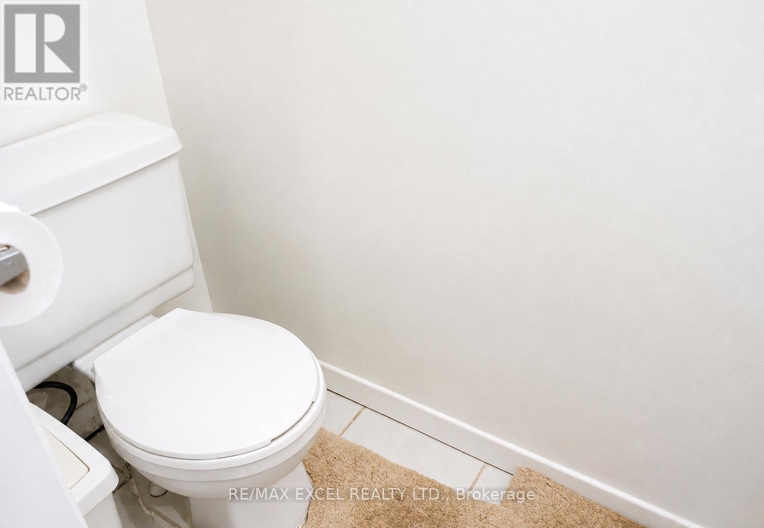 114 Connaught Avenue, Toronto, Ontario  M2M 1H2 - Photo 4 - C13433322