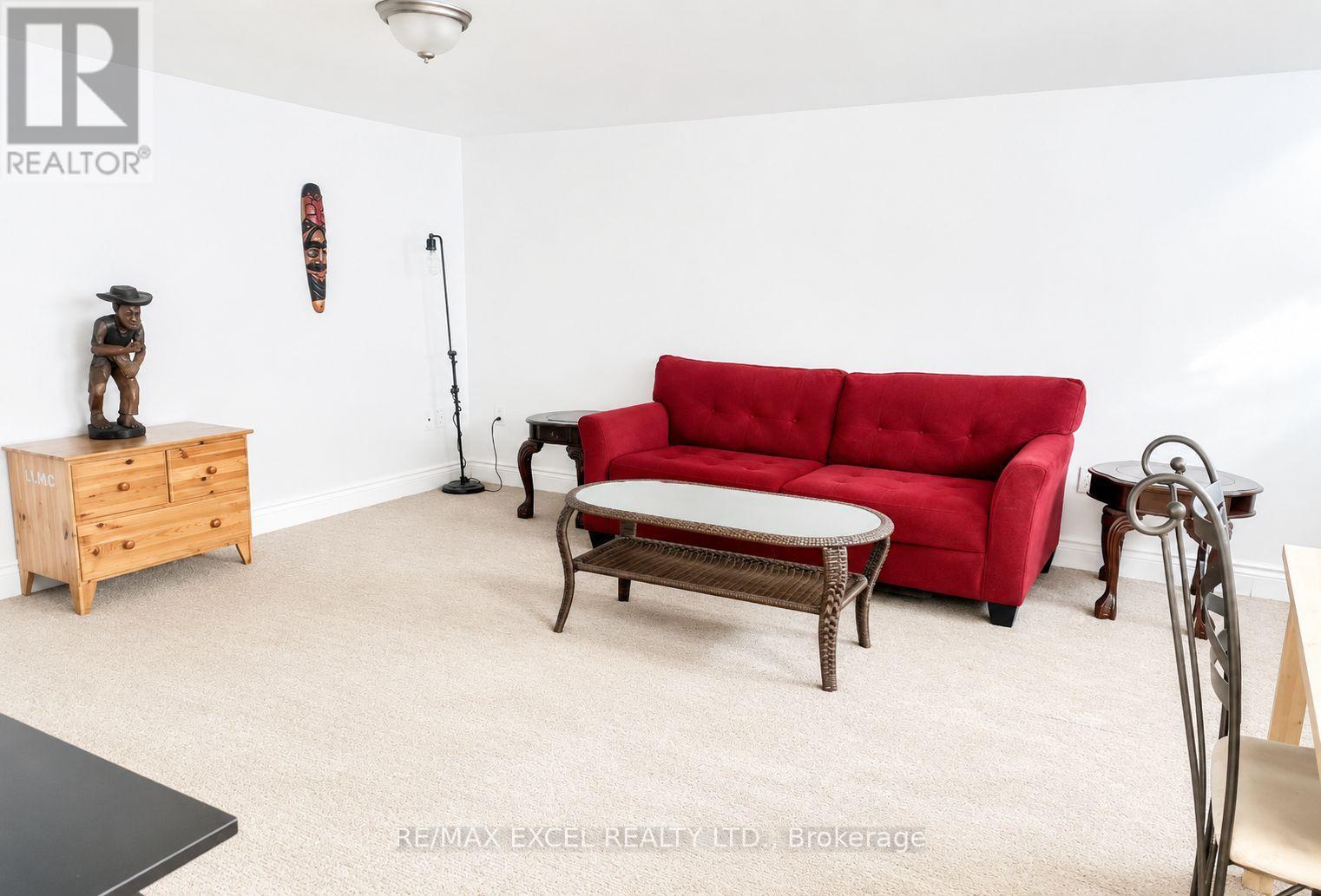 114 Connaught Avenue, Toronto, Ontario  M2M 1H2 - Photo 7 - C13433322