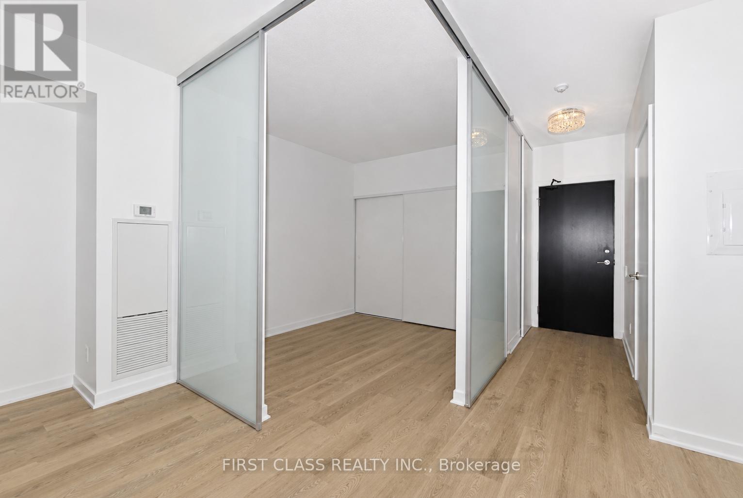 3410 - 33 Charles Street E, Toronto, Ontario  M4Y 0A2 - Photo 10 - C13433358