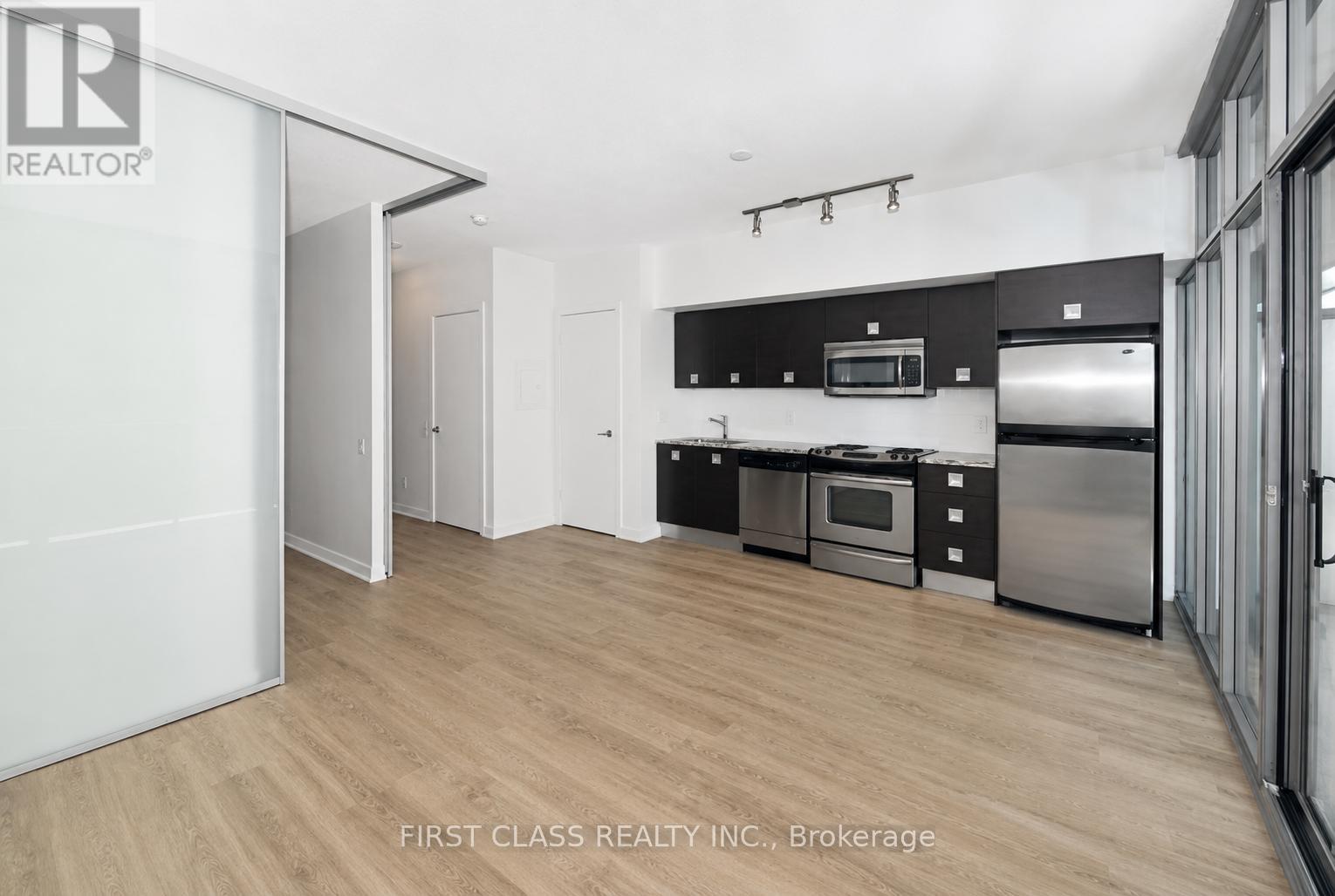 3410 - 33 Charles Street E, Toronto, Ontario  M4Y 0A2 - Photo 8 - C13433358