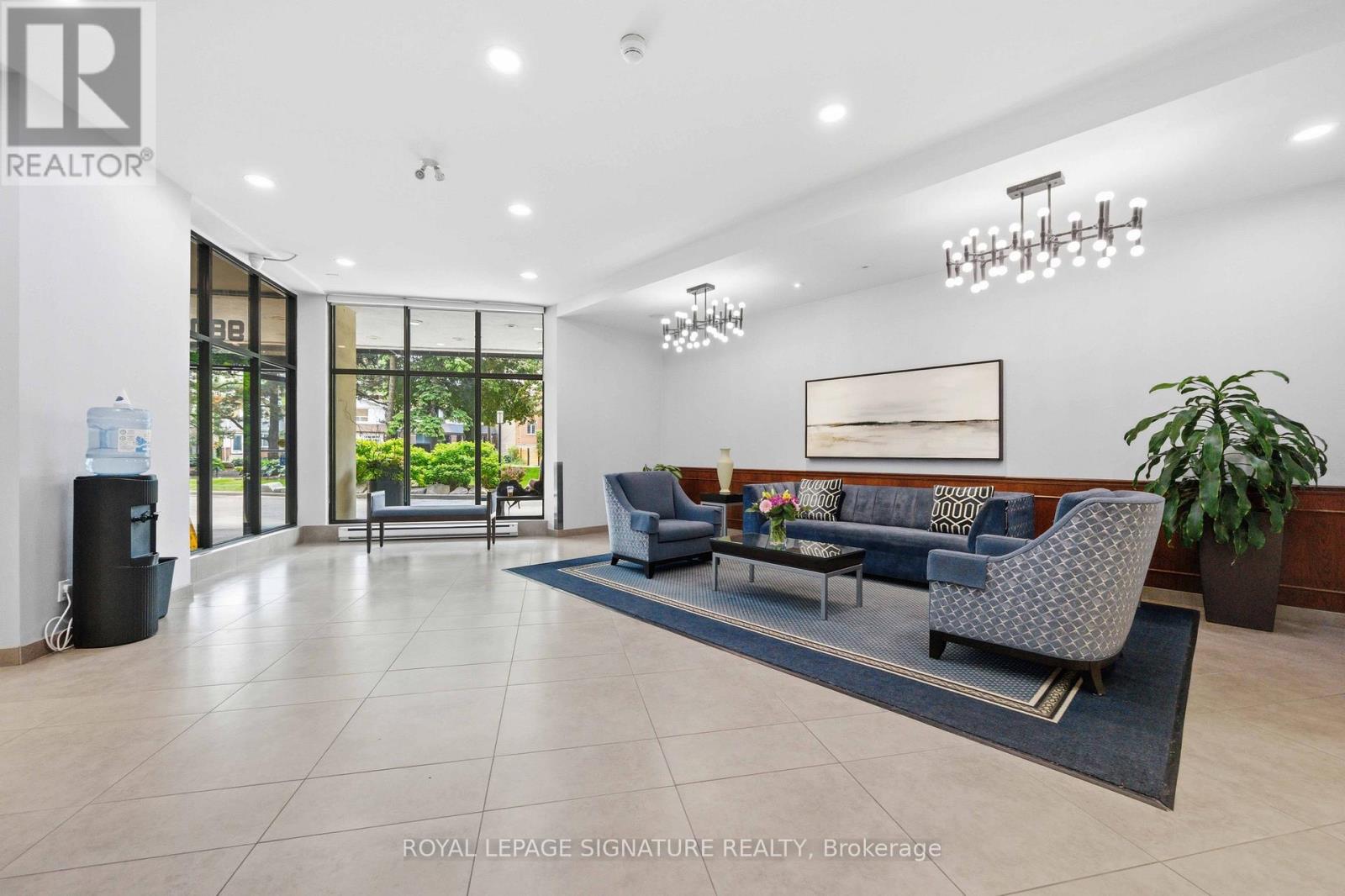 1502 - 980 Broadview Avenue, Toronto, Ontario  M4K 3Y1 - Photo 5 - E13433124