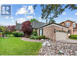 416 VICTOR COURT, Pickering, Ontario