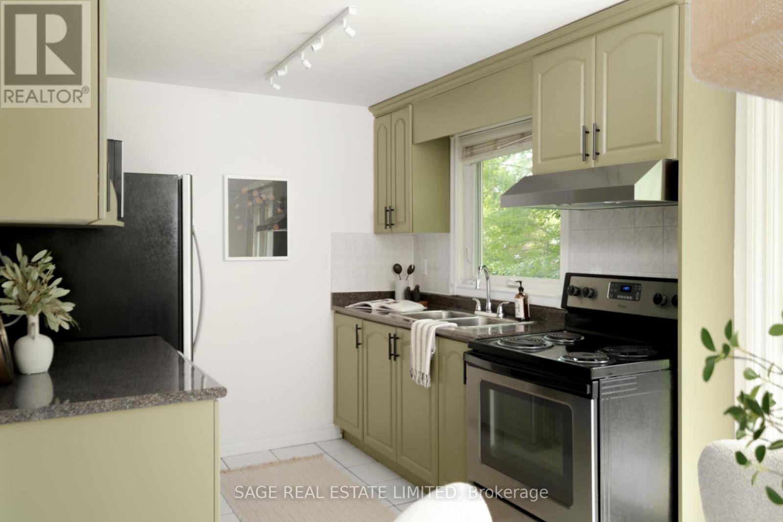 63 Burkwood Crescent, Toronto, Ontario  M1B 1N9 - Photo 13 - E13433292
