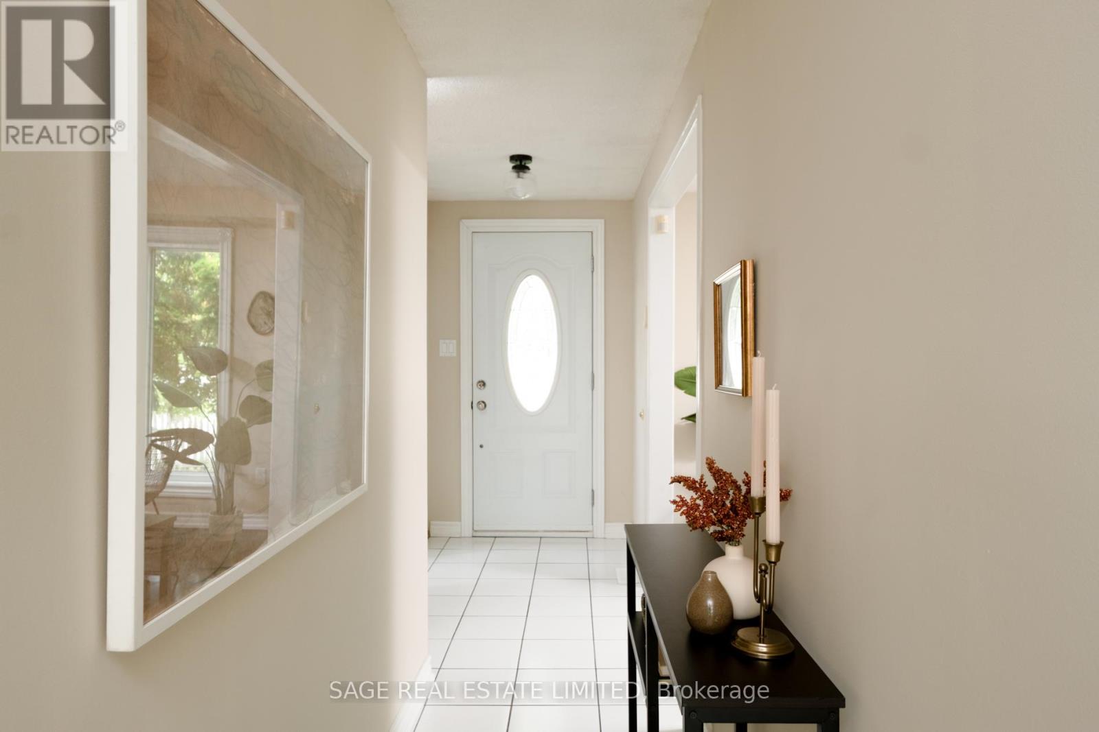 63 Burkwood Crescent, Toronto, Ontario  M1B 1N9 - Photo 4 - E13433292