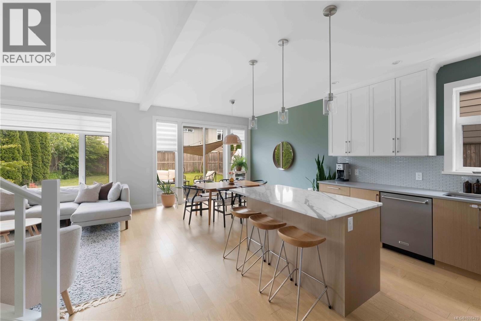 2069 Wood Violet Lane, North Saanich, British Columbia  V8L 1P1 - Photo 4 - 1038423