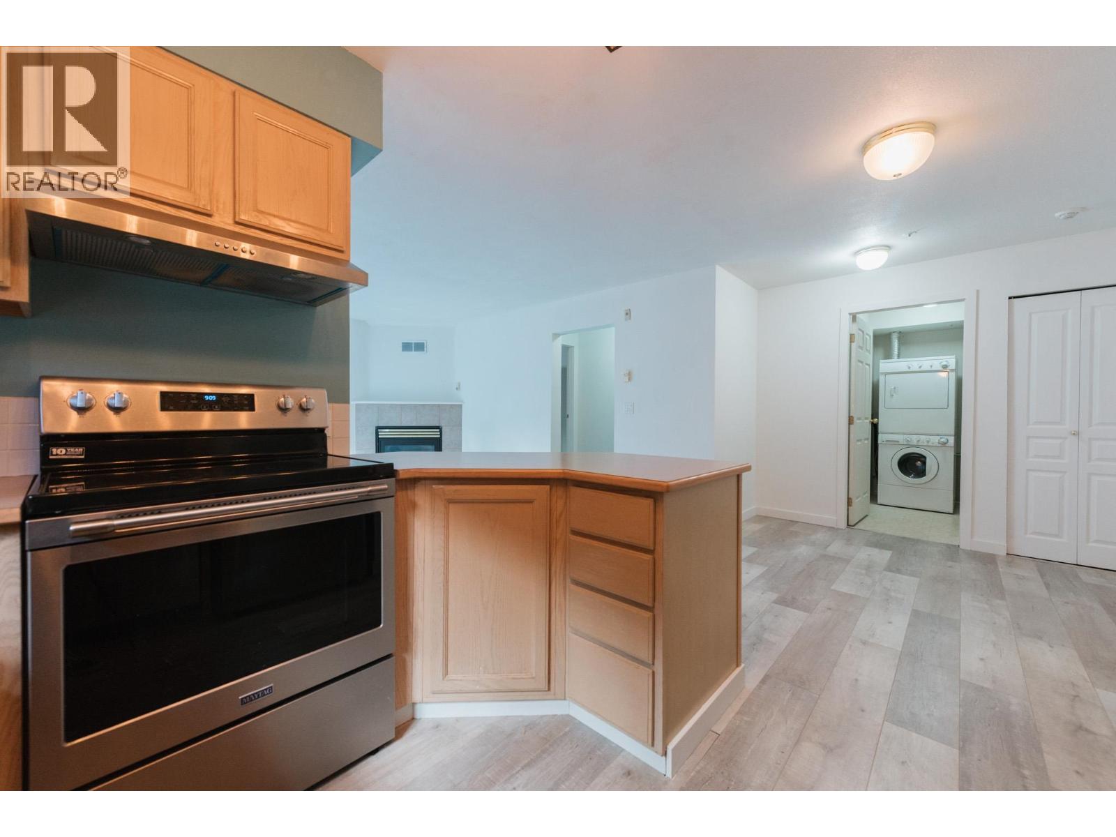 35 689 Park Road, Gibsons, British Columbia  V0N 1V7 - Photo 8 - R3110027