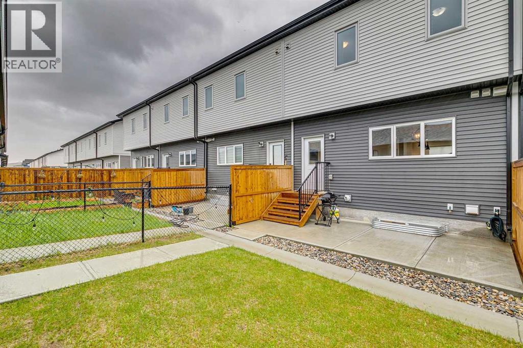 44 Creekside Boulevard SW, Calgary, Alberta  T2X 4R1 - Photo 33 - A2317056
