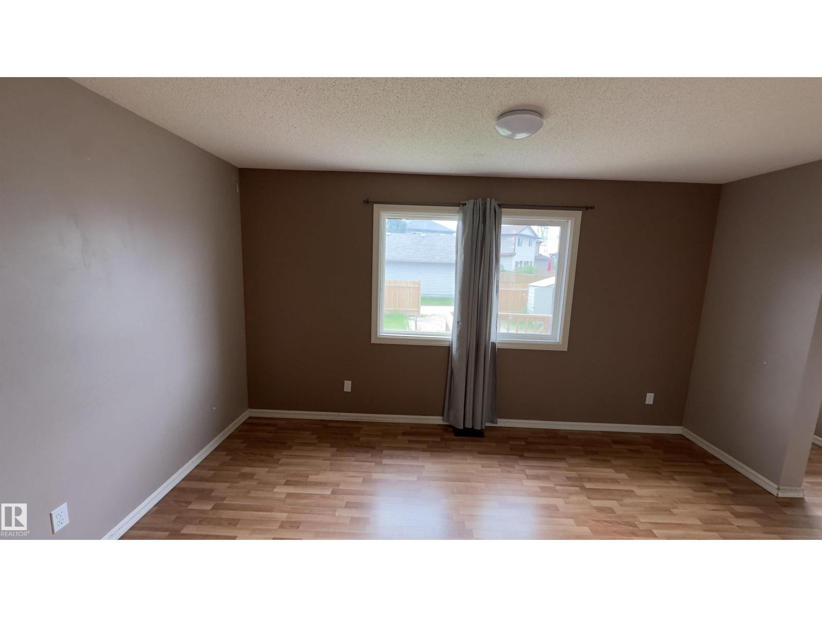 3927 160 Av NW, Edmonton, Alberta  T5Y 3J7 - Photo 8 - E4480822