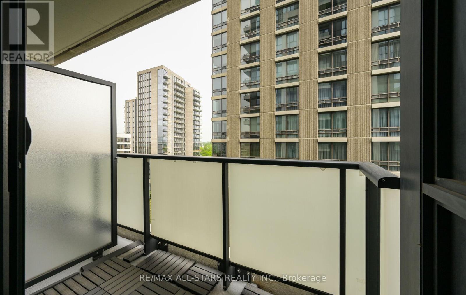 1001 - 609 Avenue Road, Toronto, Ontario  M4V 0B1 - Photo 17 - C12954482