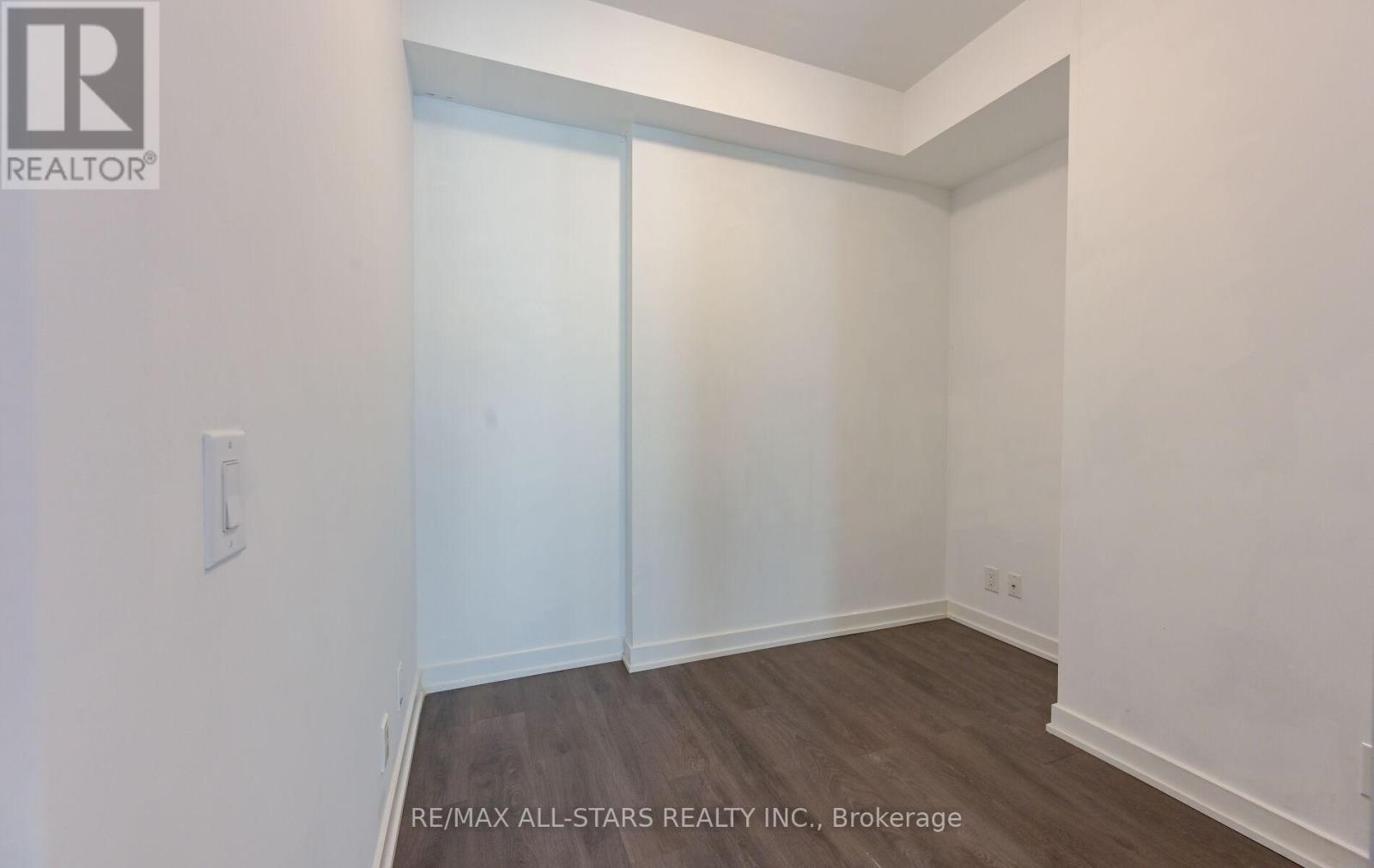 1001 - 609 Avenue Road, Toronto, Ontario  M4V 0B1 - Photo 14 - C12954482
