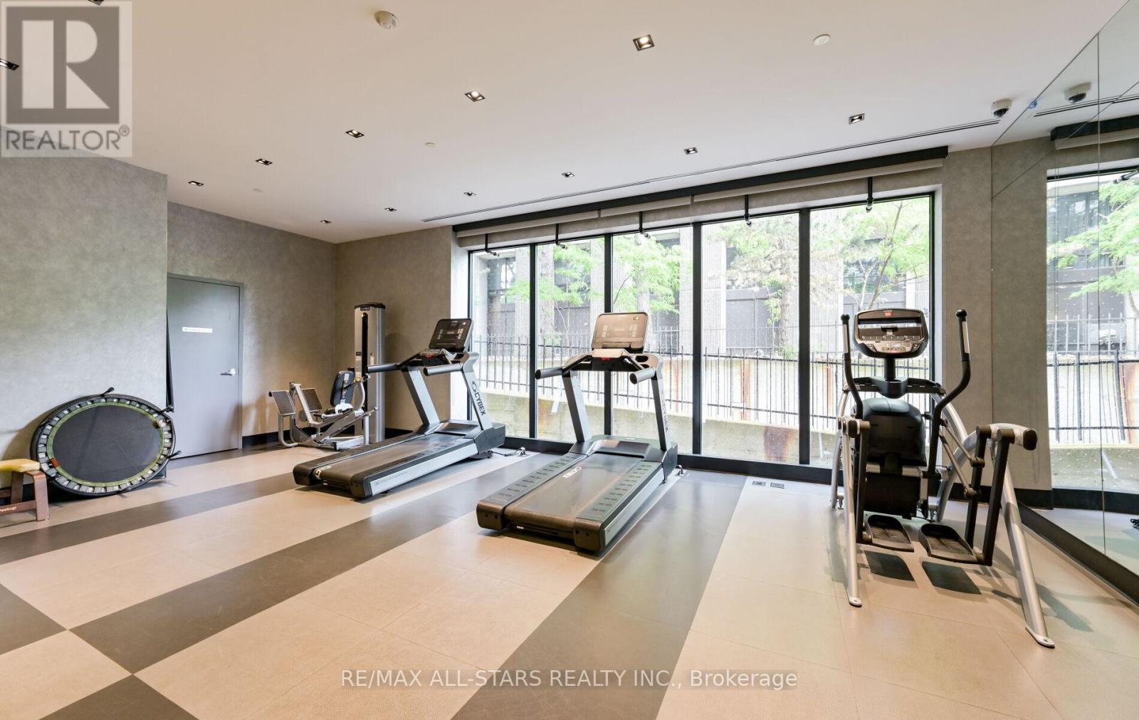 1001 - 609 Avenue Road, Toronto, Ontario  M4V 0B1 - Photo 24 - C12954482
