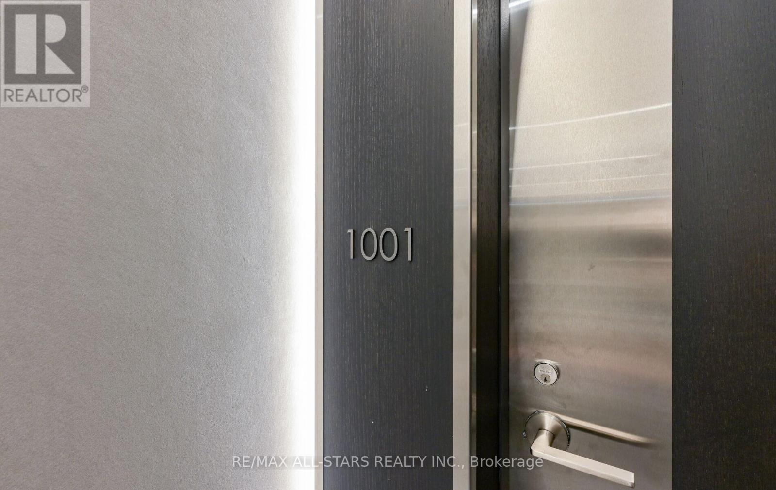 1001 - 609 Avenue Road, Toronto, Ontario  M4V 0B1 - Photo 3 - C12954482