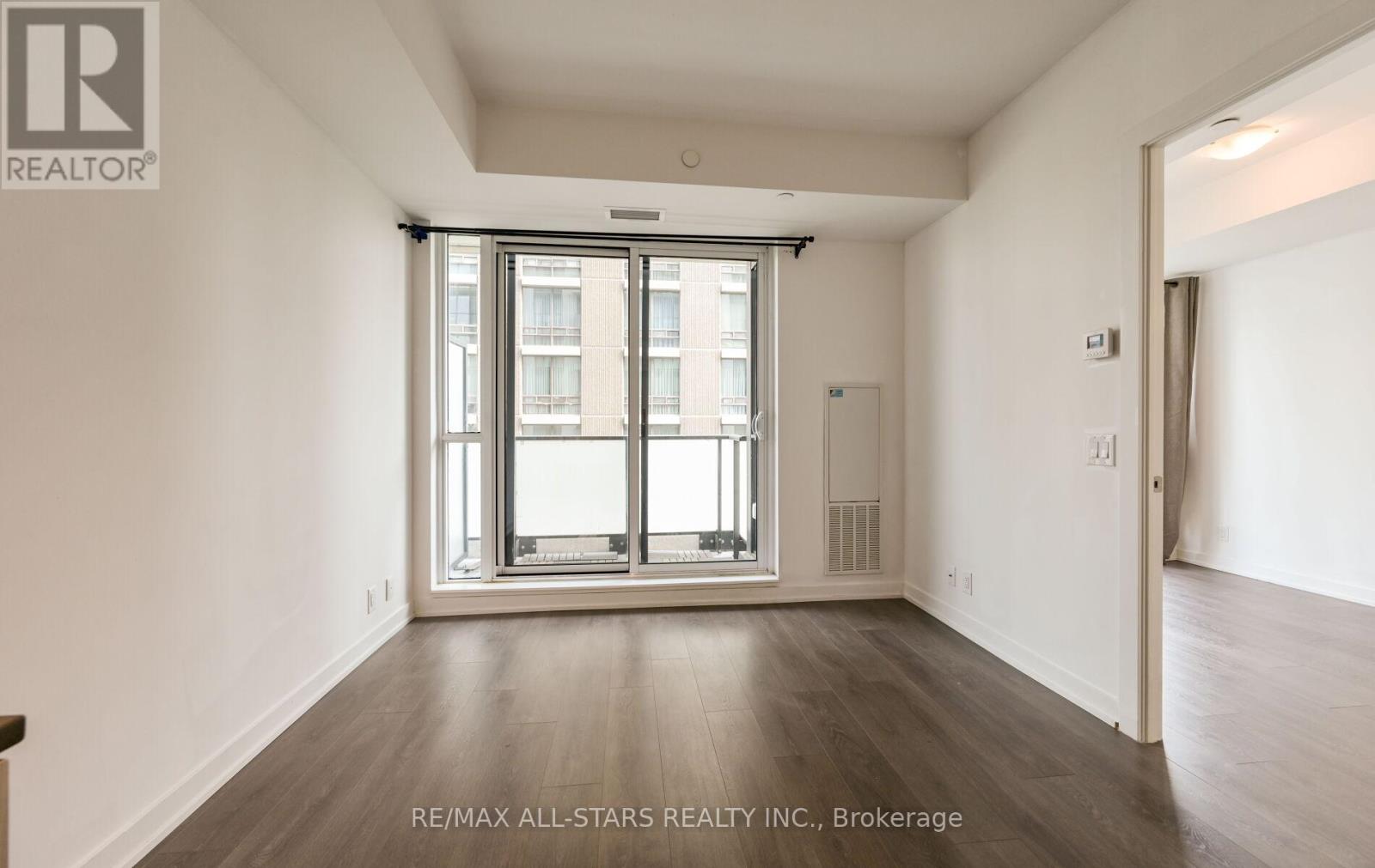 1001 - 609 Avenue Road, Toronto, Ontario  M4V 0B1 - Photo 5 - C12954482