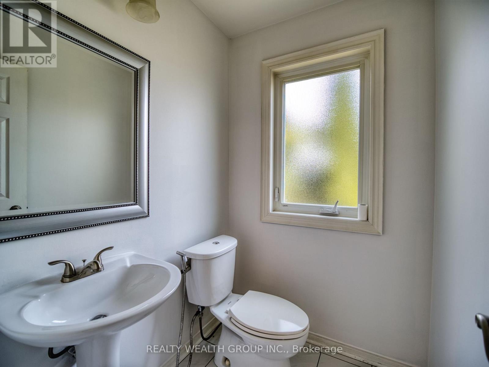 11 Birchcliffe Drive, Brampton, Ontario  L6Z 4T3 - Photo 13 - W13433246