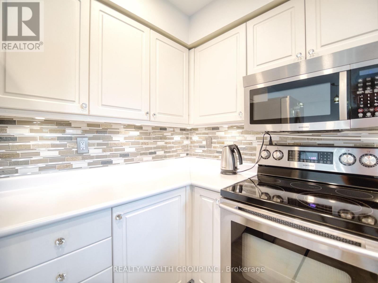 11 Birchcliffe Drive, Brampton, Ontario  L6Z 4T3 - Photo 15 - W13433246