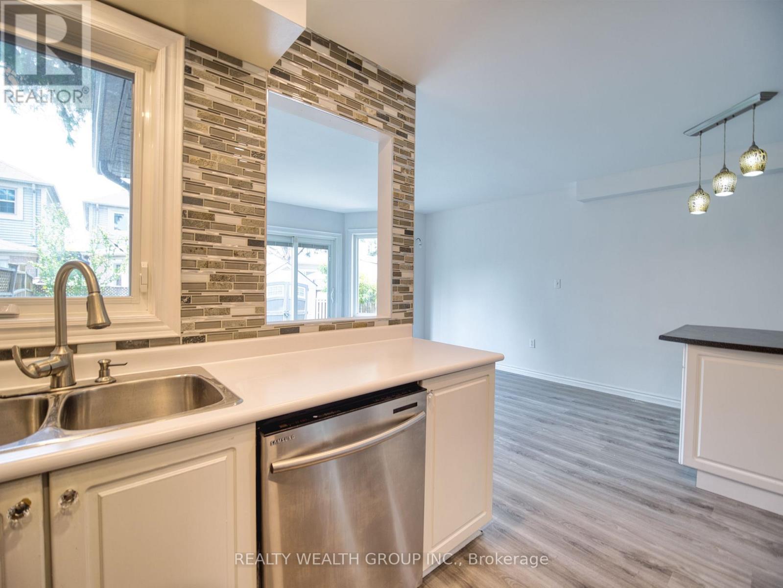 11 Birchcliffe Drive, Brampton, Ontario  L6Z 4T3 - Photo 16 - W13433246