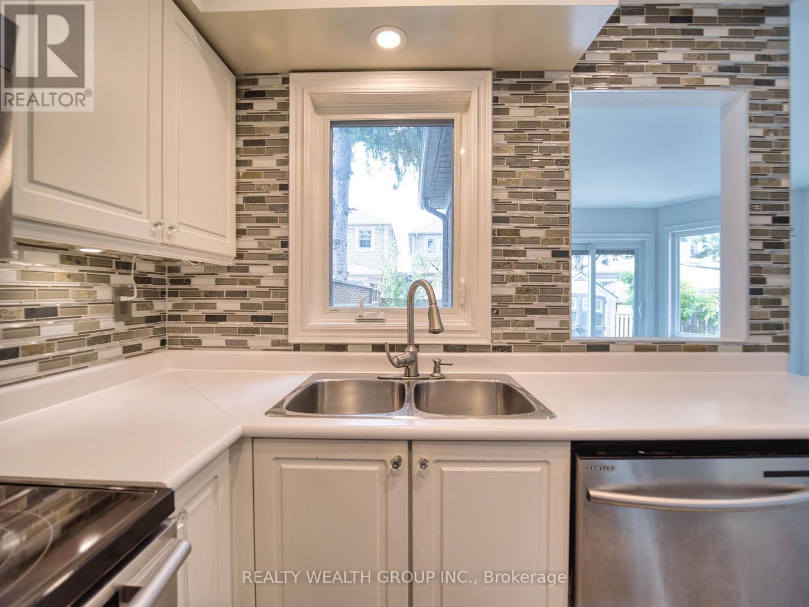 11 Birchcliffe Drive, Brampton, Ontario  L6Z 4T3 - Photo 17 - W13433246