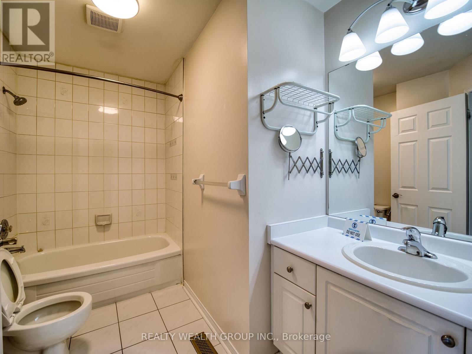 11 Birchcliffe Drive, Brampton, Ontario  L6Z 4T3 - Photo 39 - W13433246