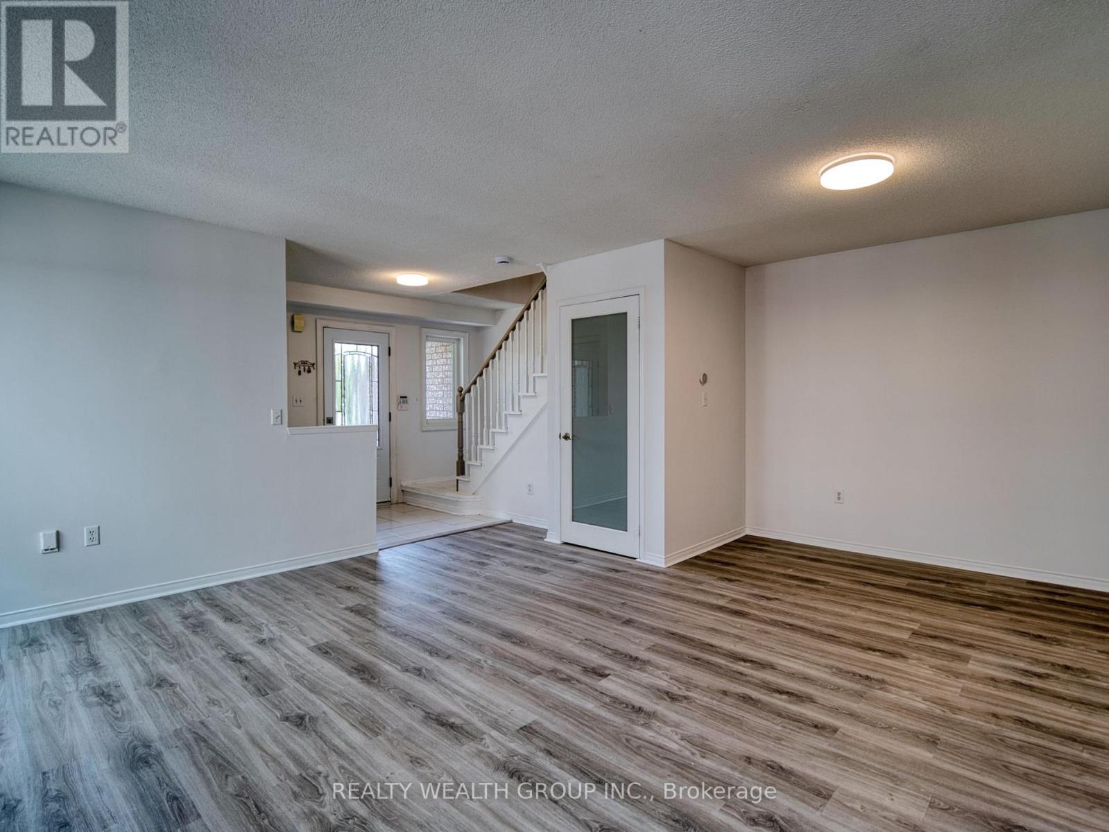 11 Birchcliffe Drive, Brampton, Ontario  L6Z 4T3 - Photo 7 - W13433246