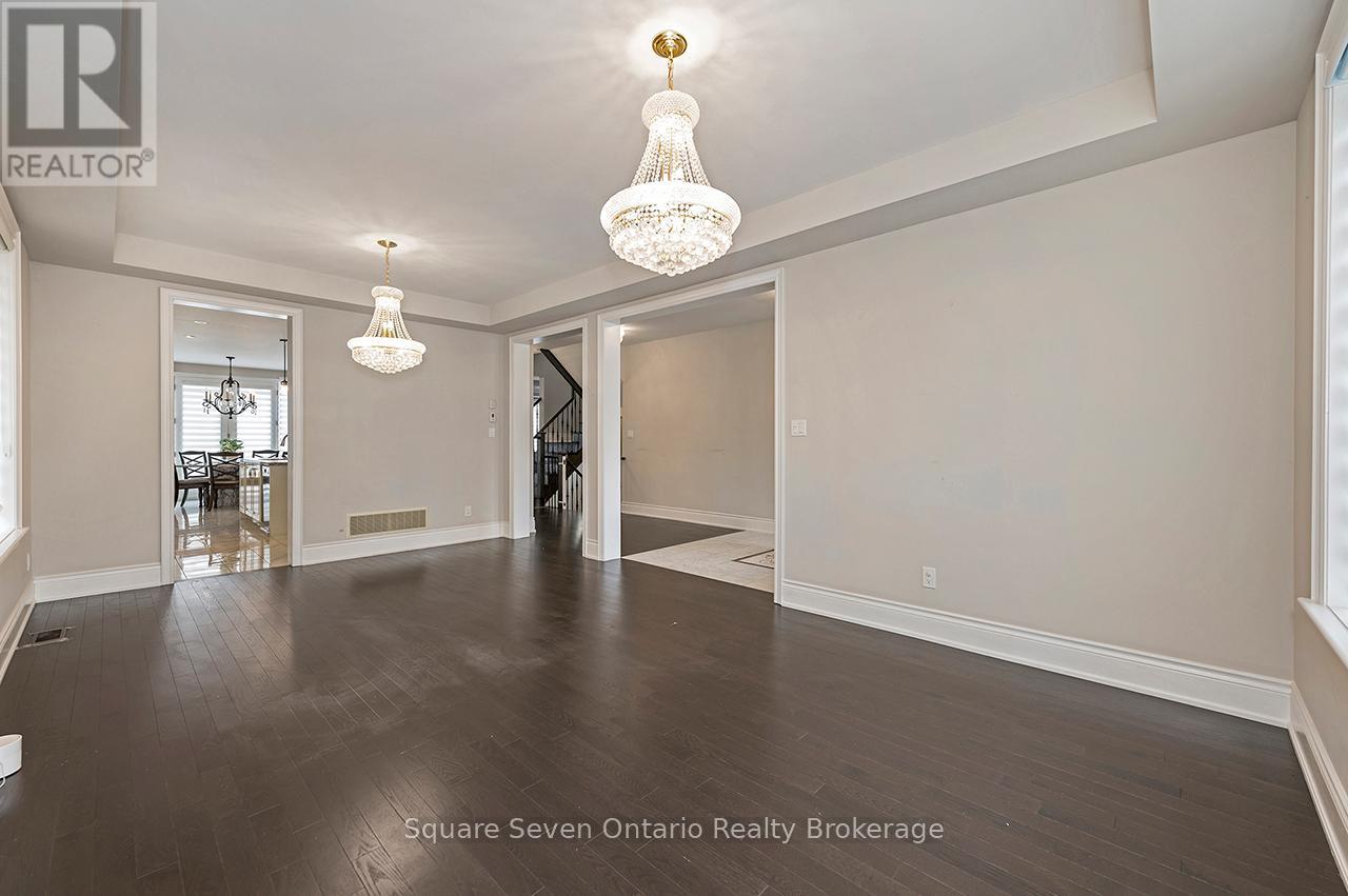2147 Vineland Crescent, Oakville, Ontario  L6H 0J6 - Photo 12 - W13433270
