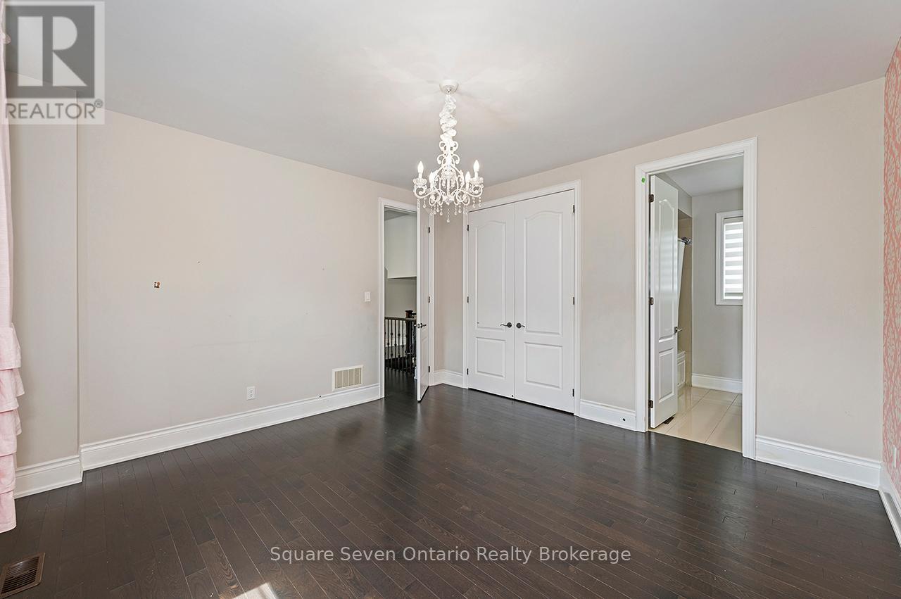 2147 Vineland Crescent, Oakville, Ontario  L6H 0J6 - Photo 36 - W13433270
