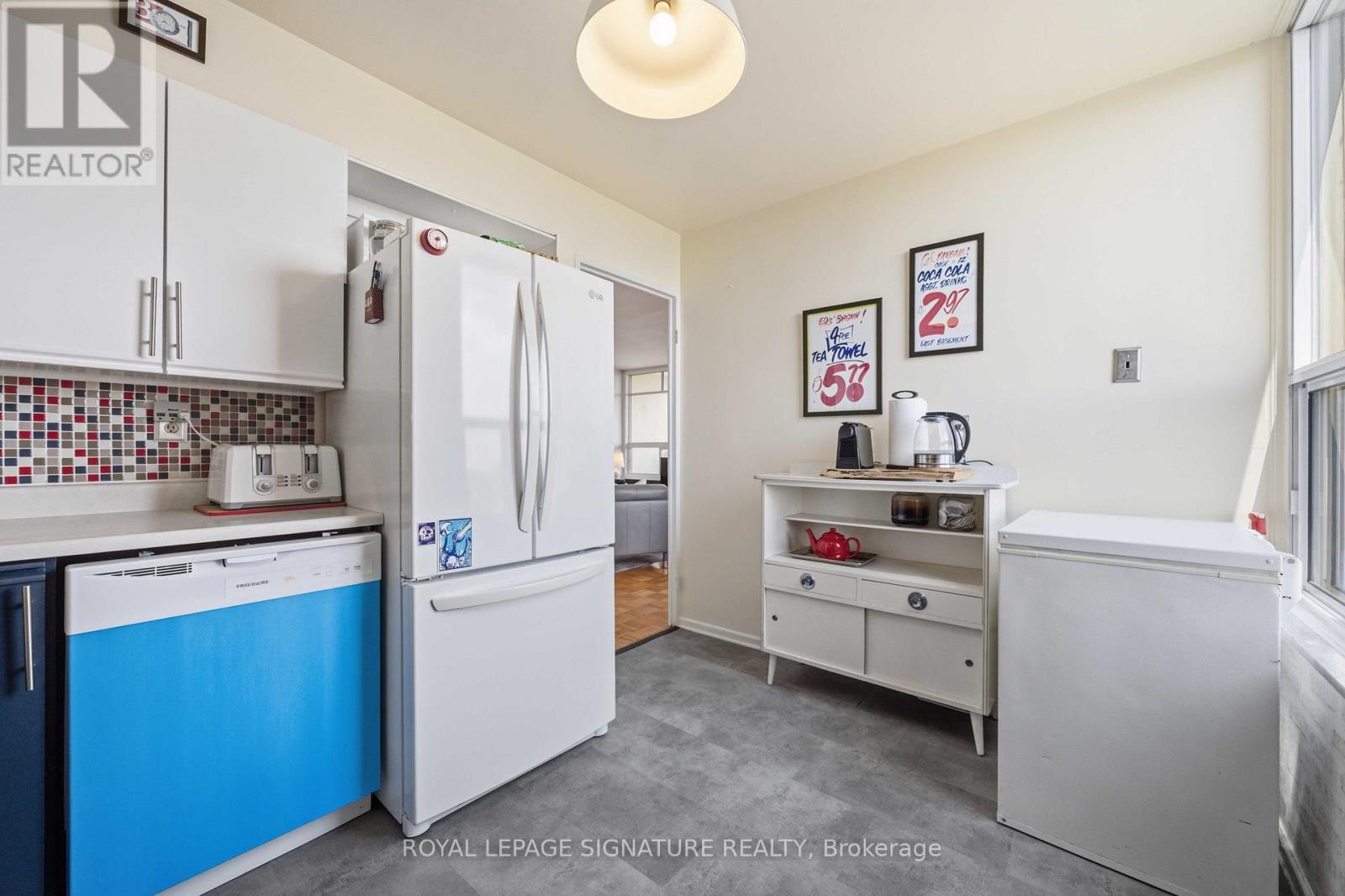 1502 - 980 Broadview Avenue, Toronto, Ontario  M4K 3Y1 - Photo 18 - E13433124