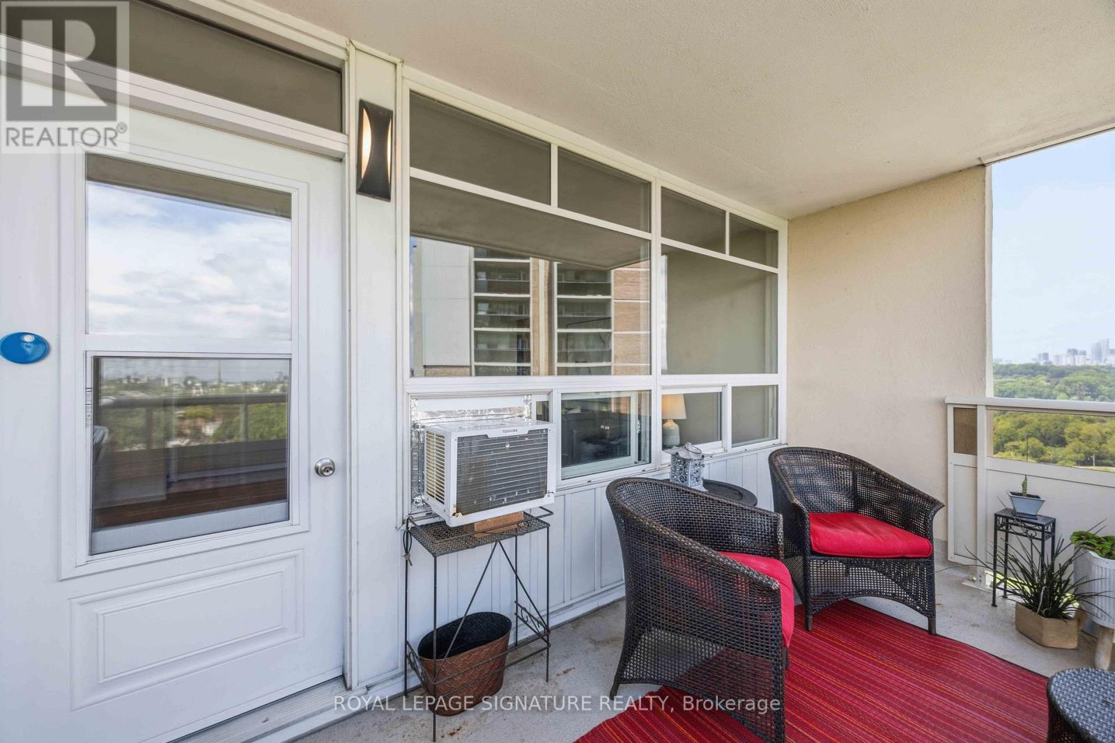 1502 - 980 Broadview Avenue, Toronto, Ontario  M4K 3Y1 - Photo 31 - E13433124