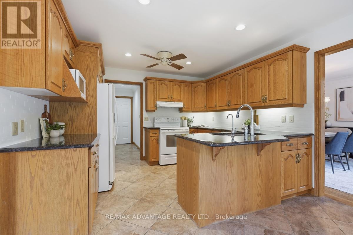 74 Mill Road, Thames Centre, Ontario N0L 1G2 - Photo 10 - X13433538