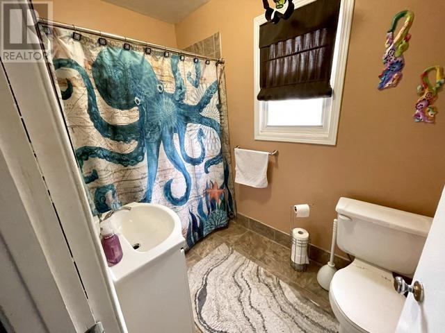 258 Algonquin Ave S, Thunder Bay, Ontario  P7B 4T6 - Photo 9 - TB2601455