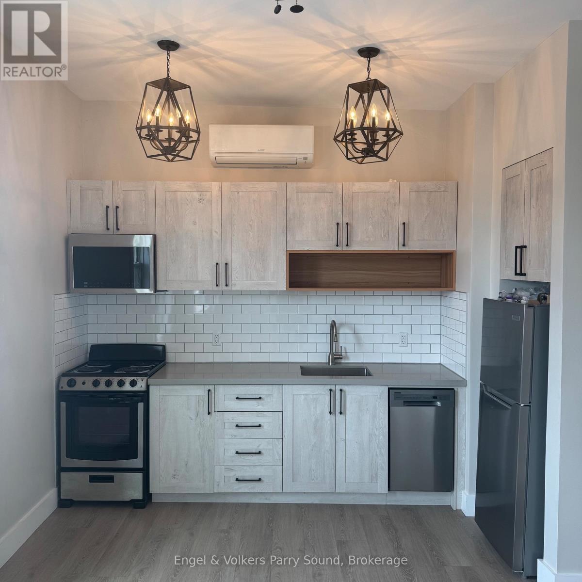 22 - 100 Muskoka Road N, Gravenhurst, Ontario  P1P 1S4 - Photo 3 - X13229978