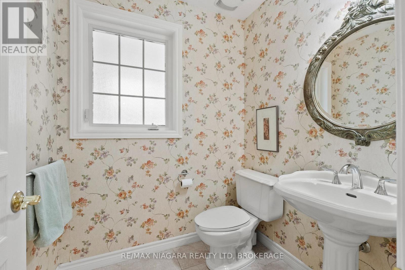 27 Oak Drive, Niagara-On-The-Lake, Ontario  L0S 1J0 - Photo 11 - X13433468