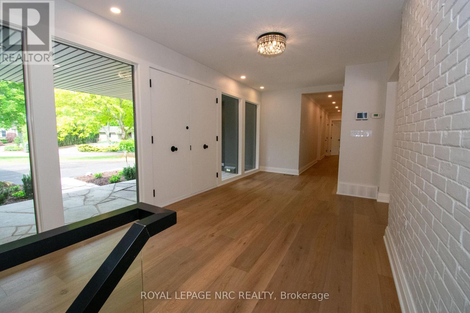 7 Woodington Crescent, St. Catharines, Ontario  L2T 3T6 - Photo 4 - X13433670
