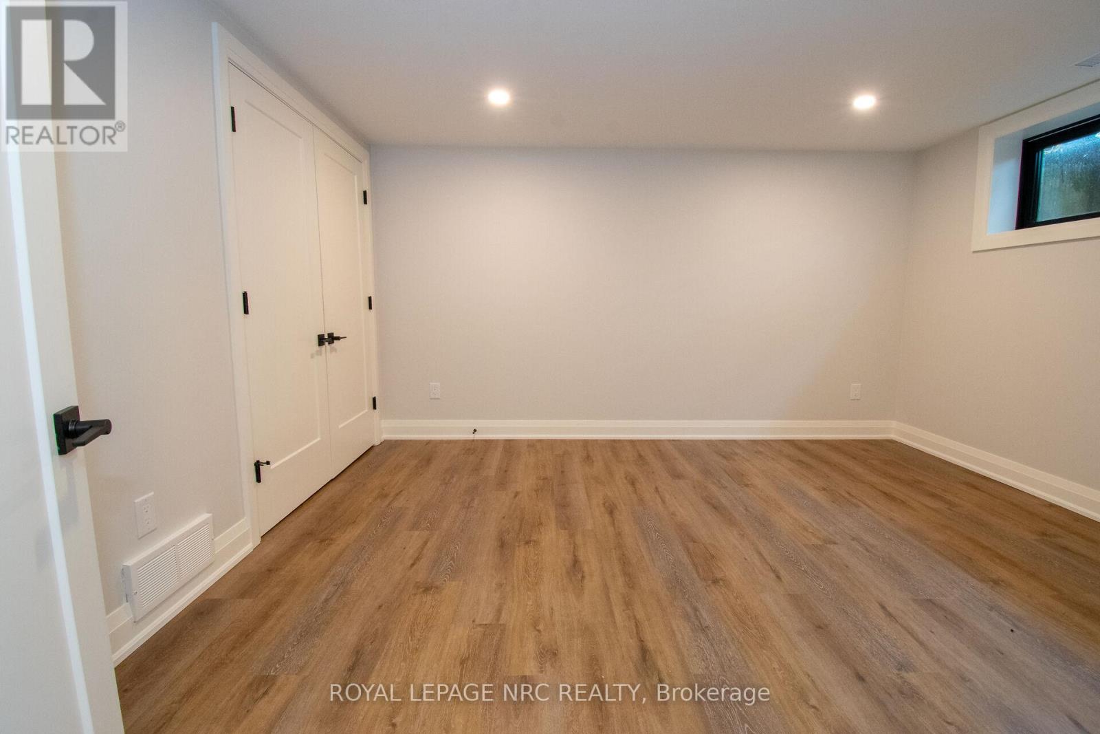 7 Woodington Crescent, St. Catharines, Ontario  L2T 3T6 - Photo 40 - X13433670