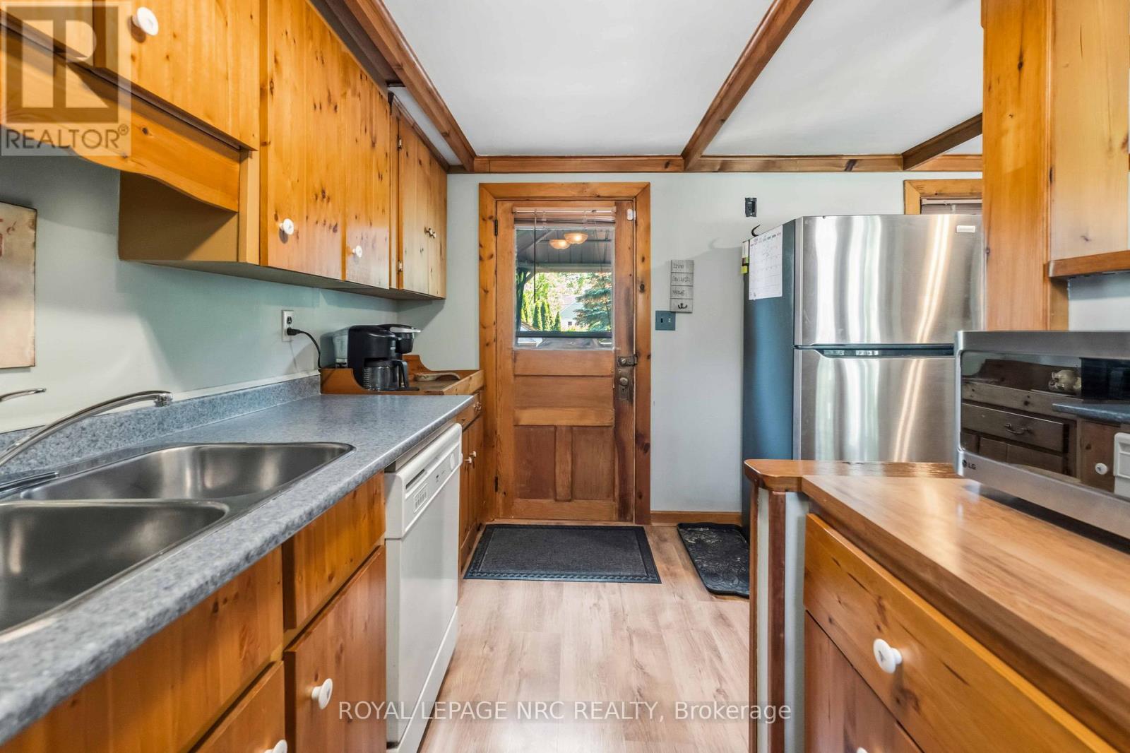 18 College Street, Pelham, Ontario  L0S 1E0 - Photo 12 - X13433674