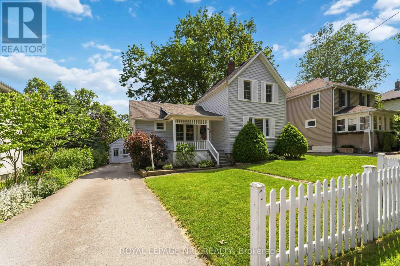 18 College Street, Pelham, Ontario  L0S 1E0 - Photo 3 - X13433674