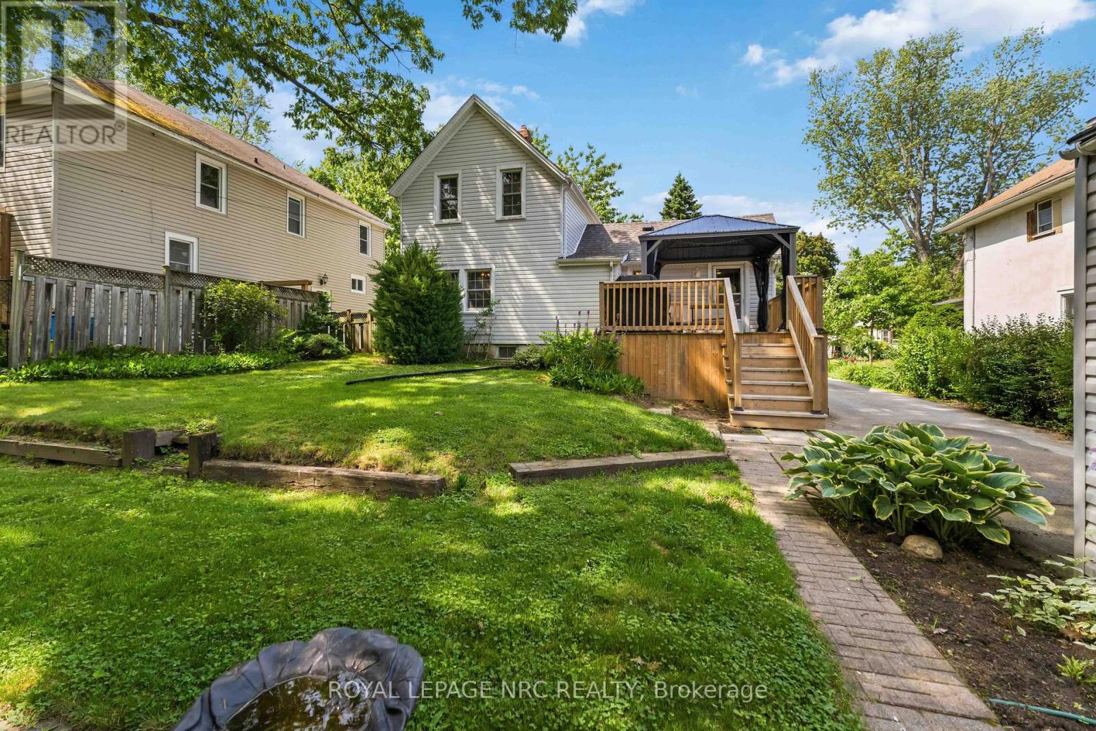 18 College Street, Pelham, Ontario  L0S 1E0 - Photo 41 - X13433674