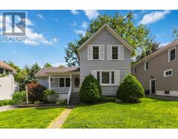 18 COLLEGE STREET, Pelham, Ontario