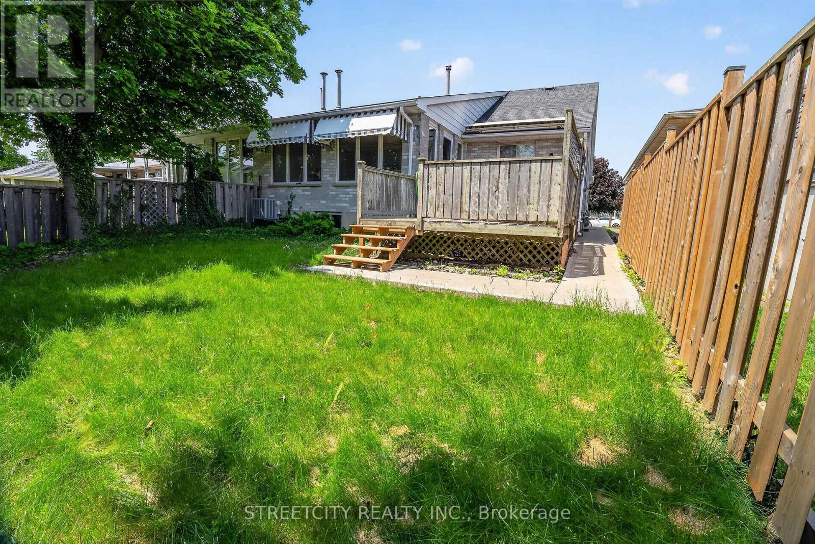 11 Rickwood Place, St. Thomas, Ontario  N5R 5Z3 - Photo 34 - X13429798