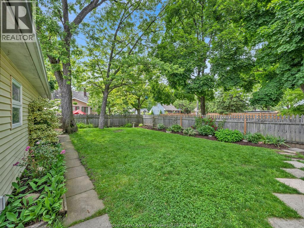 1803 Ellrose, Windsor, Ontario  N8W 4T7 - Photo 13 - 26013864