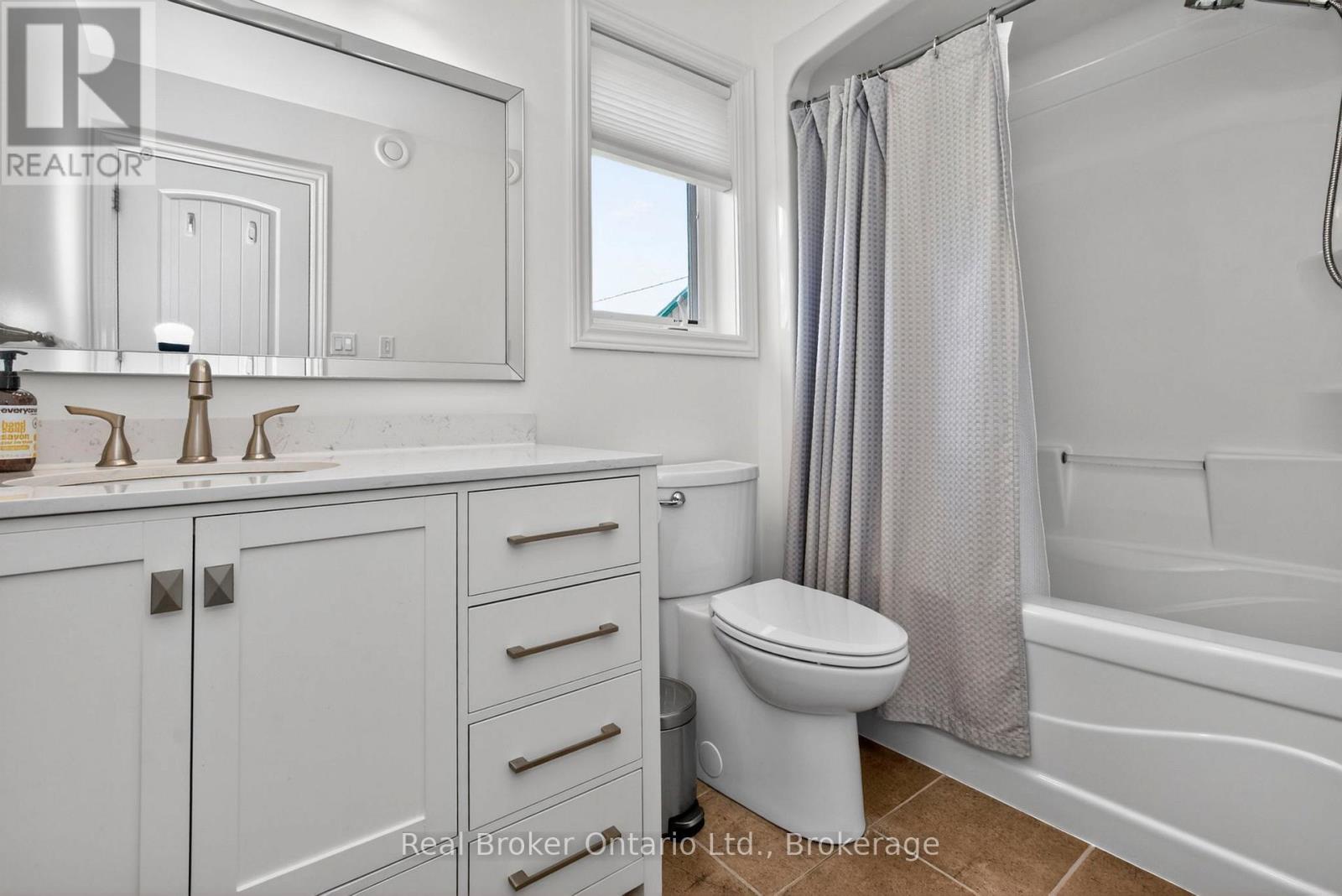 4984 Vasey Road, Tay, Ontario  L4R 4K3 - Photo 15 - S13433586