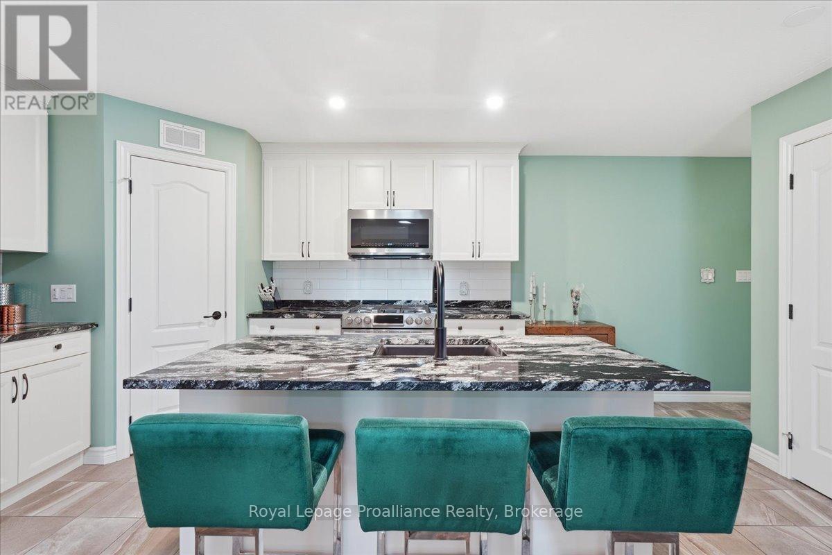 61 Conger Drive, Prince Edward County, Ontario  K0K 3L0 - Photo 9 - X13433436