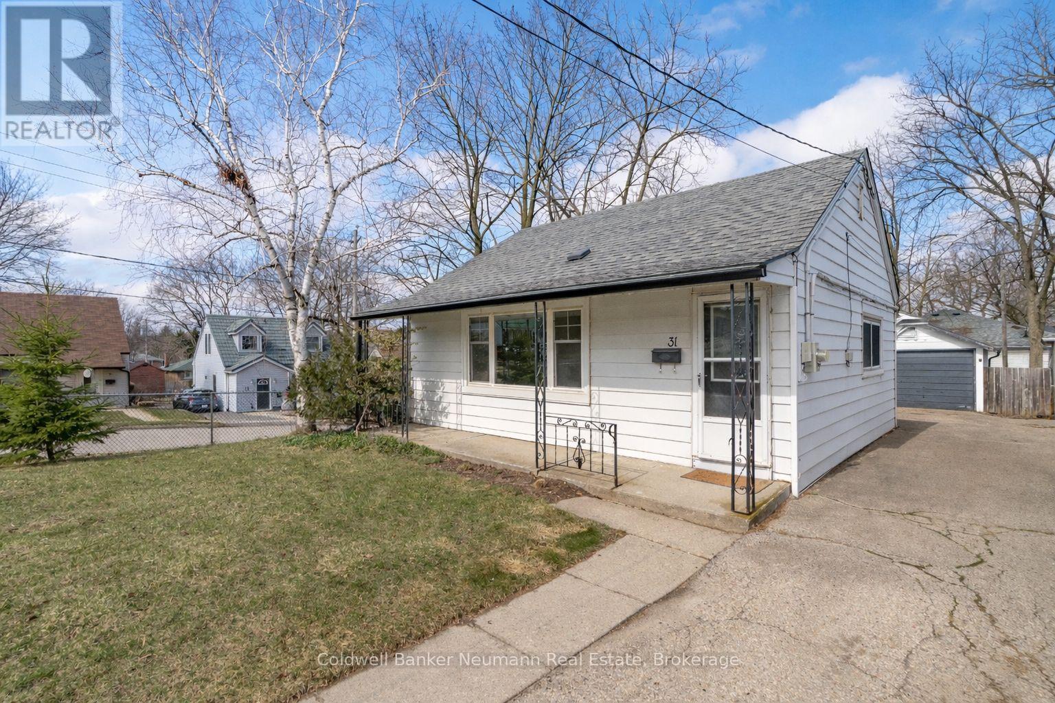 31 DUNKIRK STREET, Guelph, Ontario