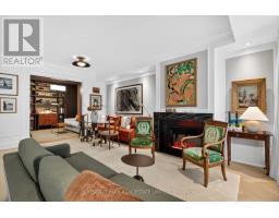 301 - 20 SCRIVENER SQUARE, Toronto, Ontario