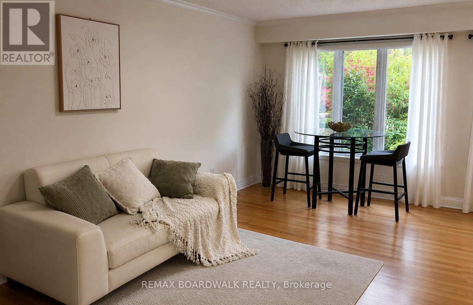 42 College Circle, Ottawa, Ontario  K1K 4R8 - Photo 9 - X13120452