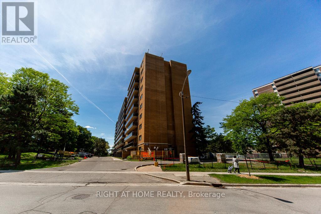 315 - 100 Dundalk Drive, Toronto, Ontario  M1P 4V2 - Photo 2 - E13433656