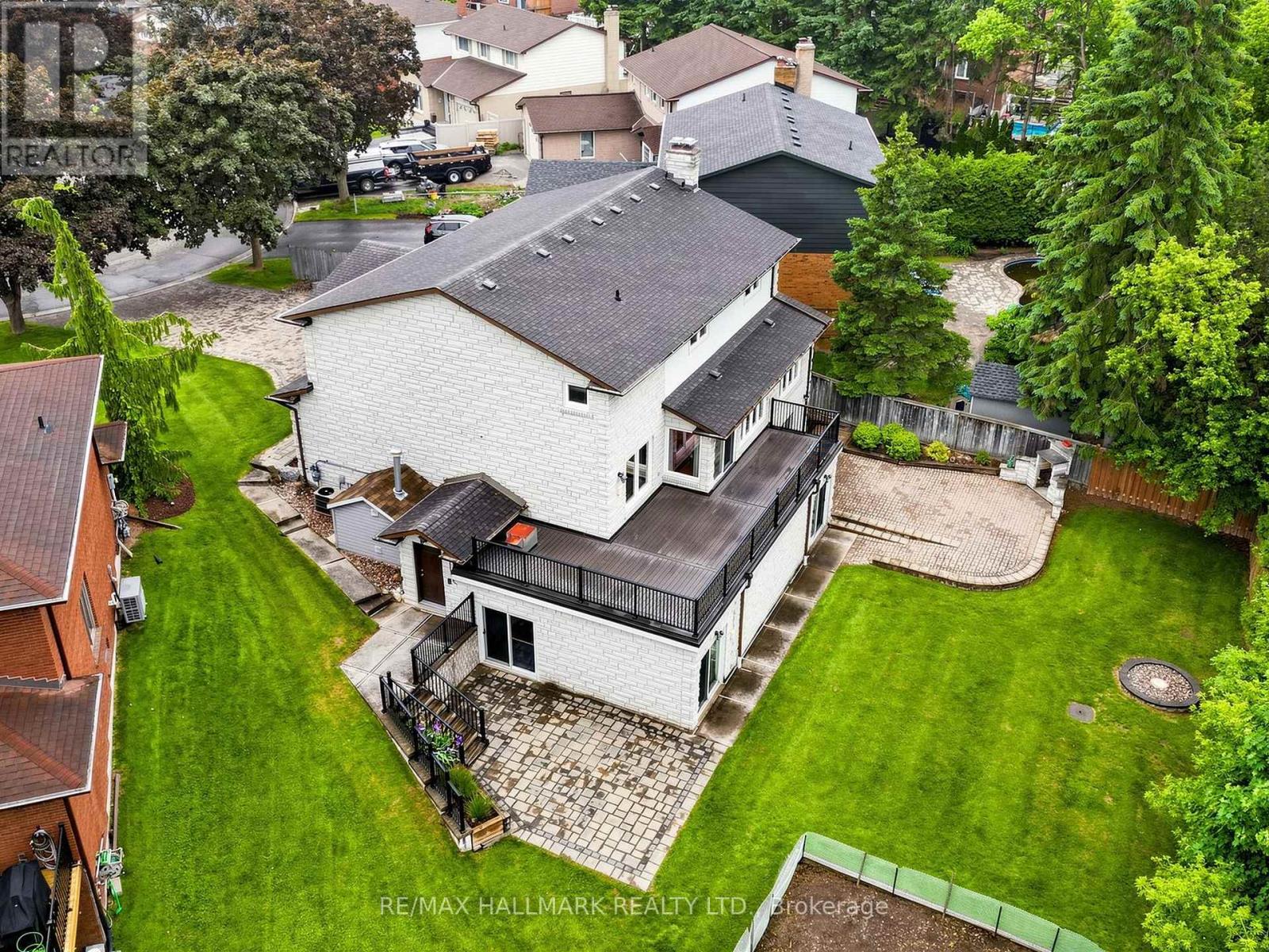 1038 Pinetree Court, Oshawa, Ontario  L1K 1P4 - Photo 19 - E13433678