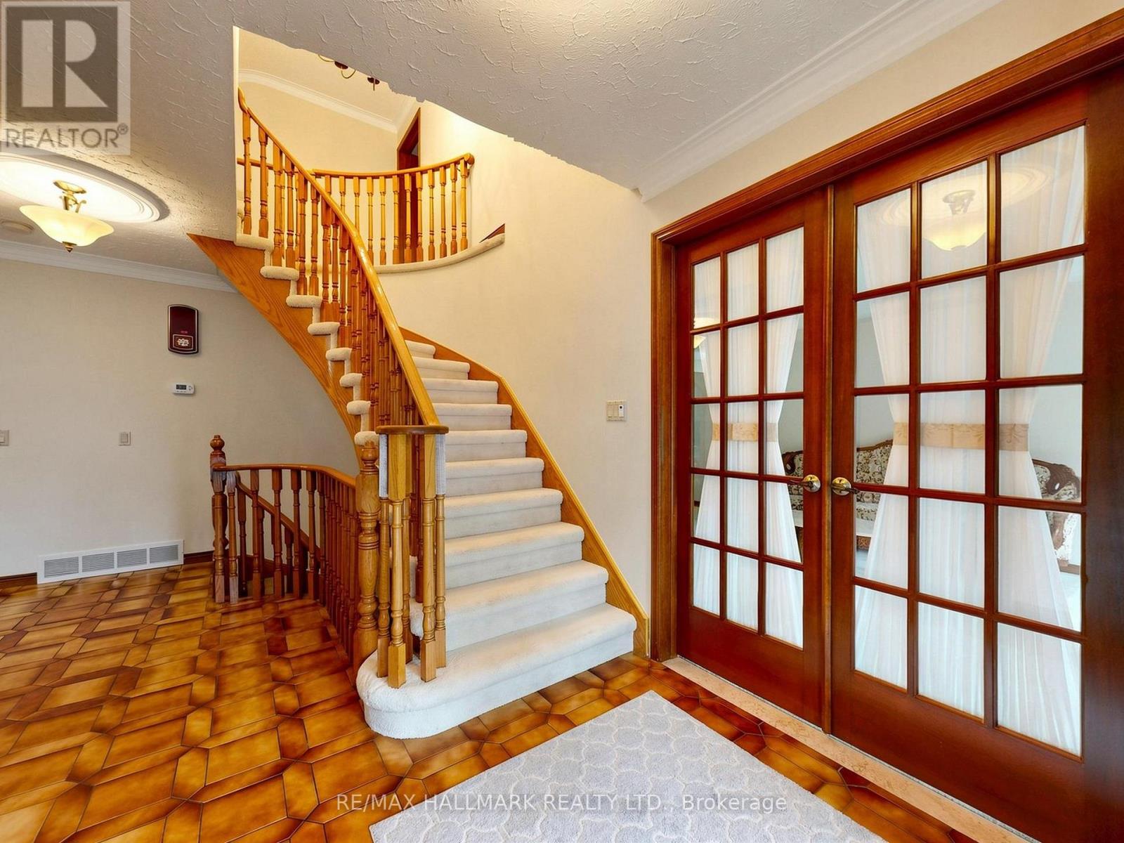 1038 Pinetree Court, Oshawa, Ontario  L1K 1P4 - Photo 32 - E13433678