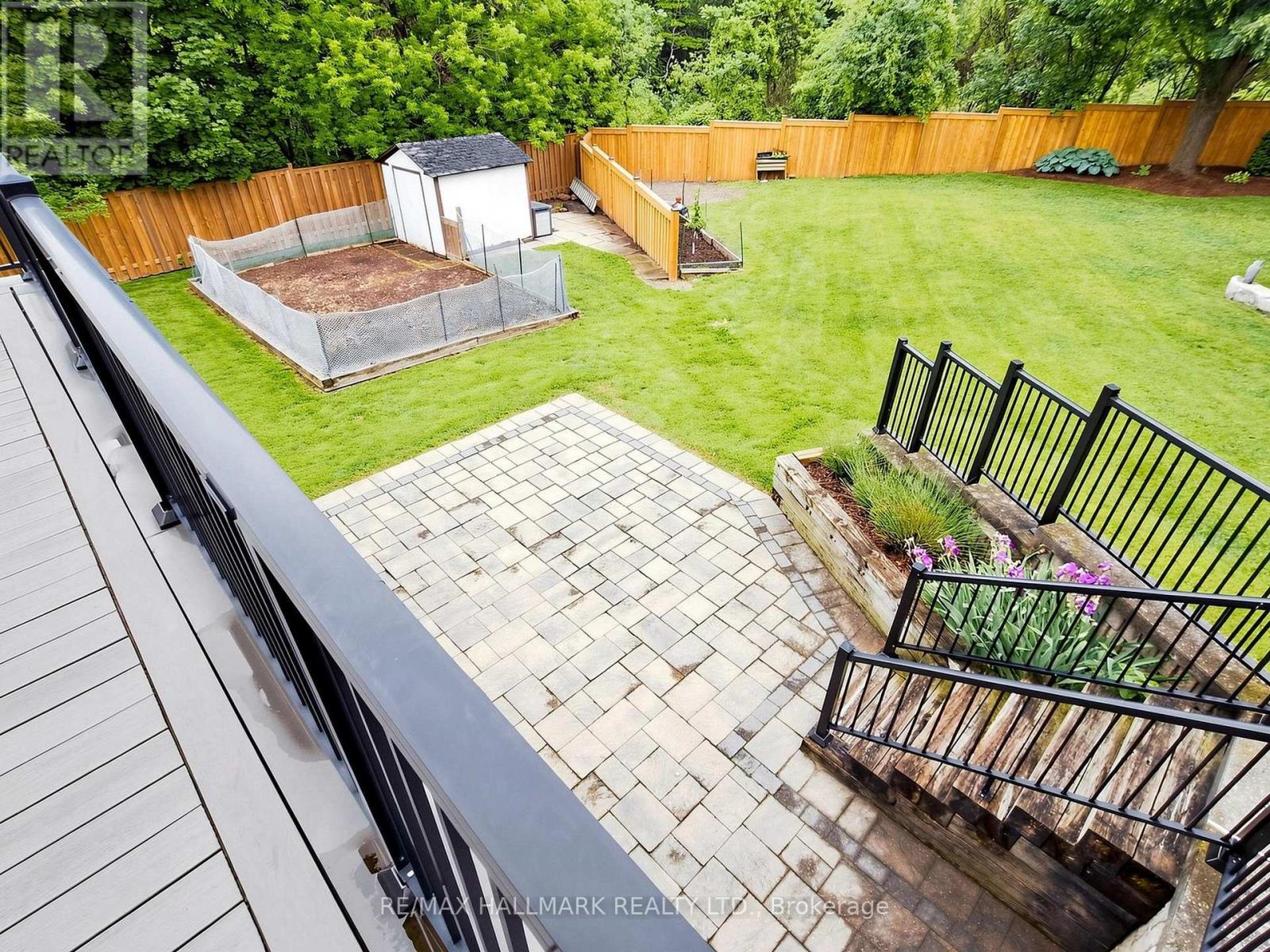 1038 Pinetree Court, Oshawa, Ontario  L1K 1P4 - Photo 7 - E13433678